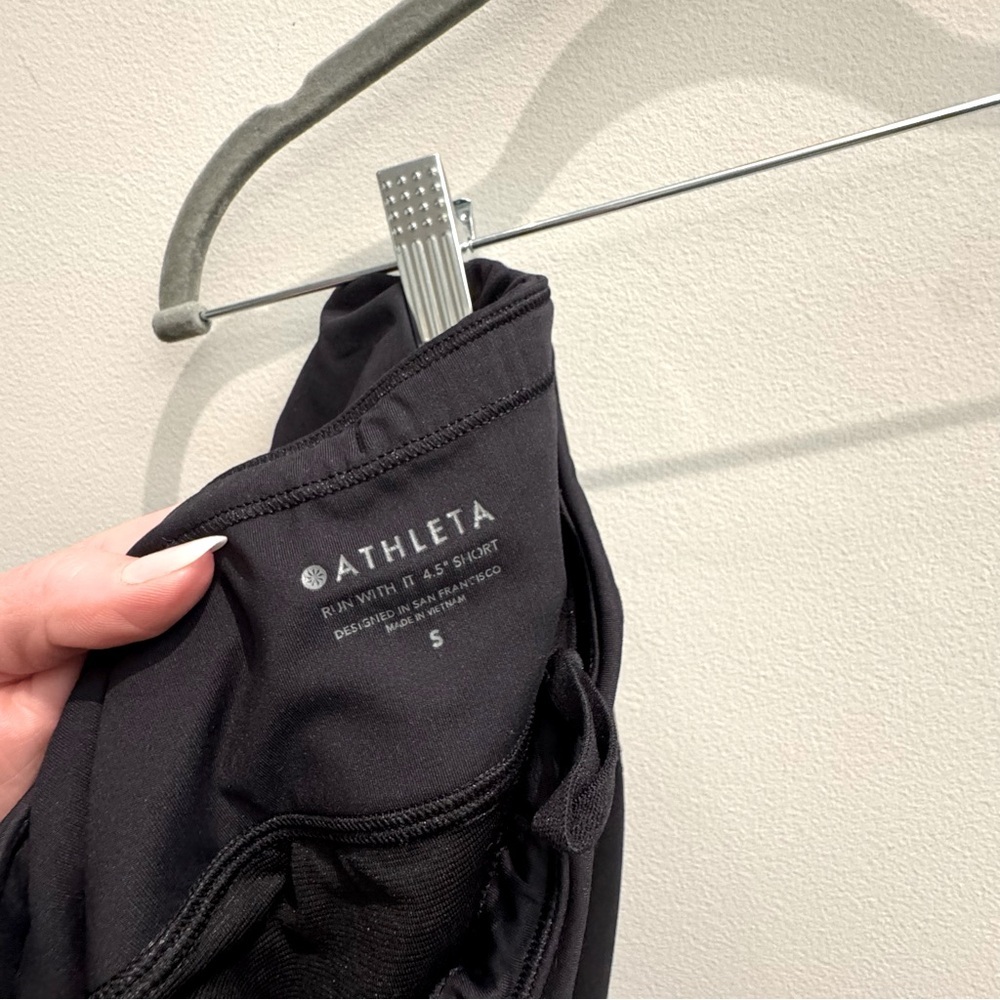 Athleta Black Athletic Shorts High-Performance Design Size Small - Picture 3 of 3